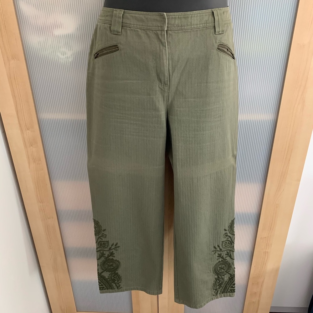 Embroidered Olive Cropped Pants
